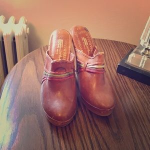 Vintage Tom Mcan 1970 clog heel leather wood heel